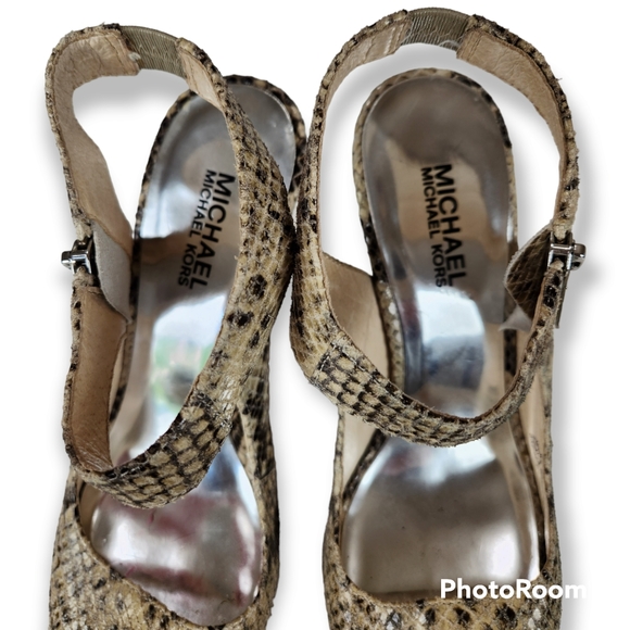 Michael Kors Chic Python Pattern Leather Peep Toe Heels Size 8M - Picture 6 of 16